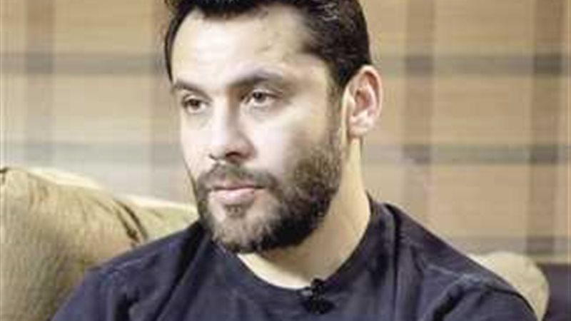 أحمد حسن وبشرة سارة