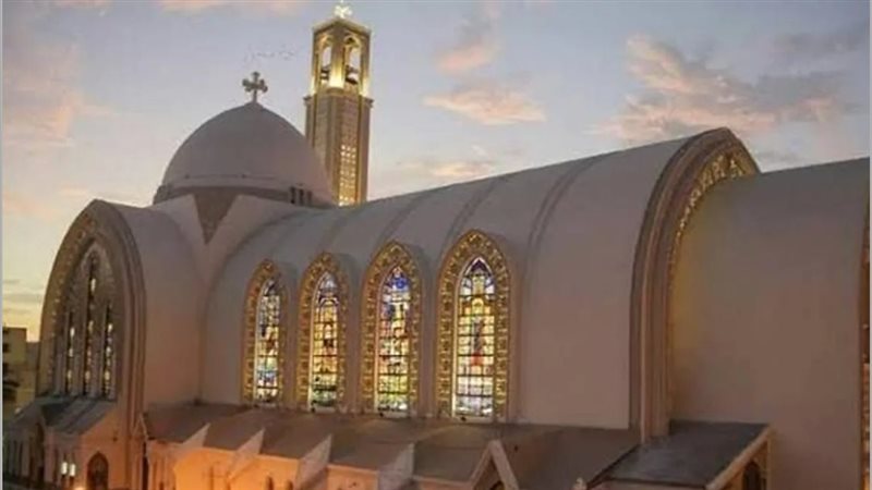 الكنيسة ترفض تشبه