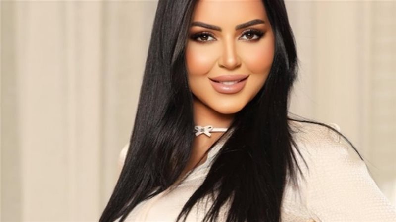 الفنانة إيناس النجار
