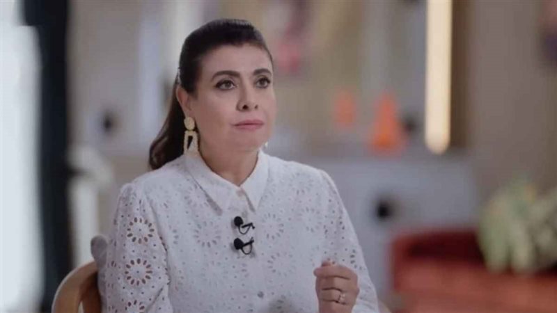 نشوي مصطفي