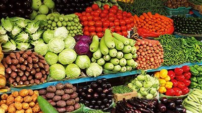 كيلو الطماطم بـ٣ جنية والموز المستورد بـ٧٠ جنية...ننشر أسعار الخضروات والفواكه اليوم الاربعاء ٣٠ ابريل بسوق العبور