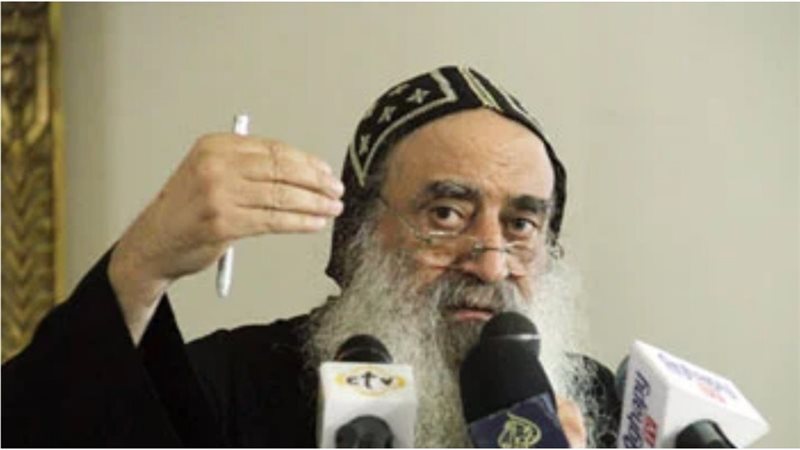 الأنبا بولا يخرج