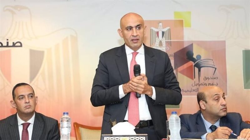تطوير مناهج العربي