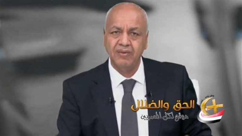 مصطفى بكري وقانون