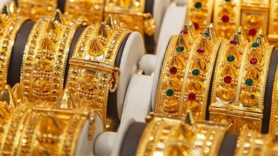 «الذهب بيرتفع خطوة بخطوة».. سعر الذهب الآن في مصر بعد آخر تحديث اليوم الثلاثاء 13 مايو 2025 | عيار 21 وصل كام؟