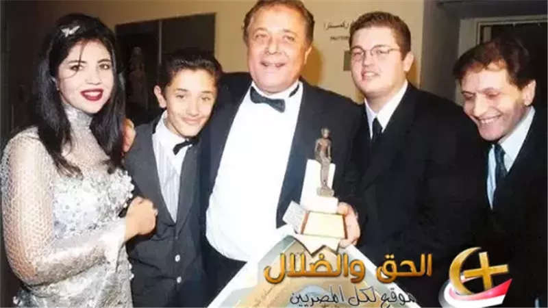 بوسي ومحمود عبد العزيز