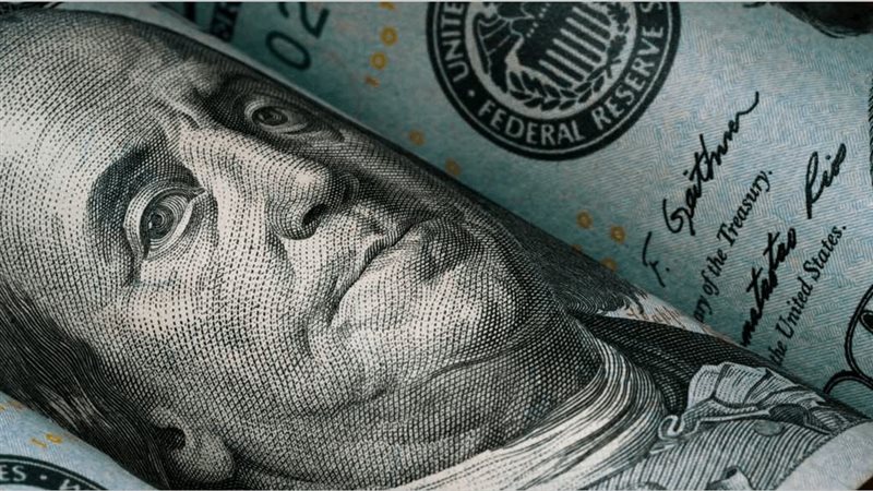 سعر الدولار اليوم