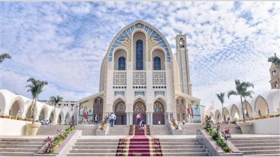 خد بالك قبل صوم الرسل.. الكنيسة القبطية تحتفل بعيد العنصرة 2025 الأحد 8 يونيو – اعرف معنى حلول الروح القدس وطقس صلاة السجدة
