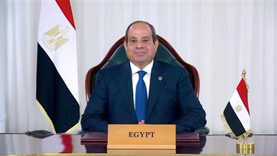 السيسي يجتمع مع وزير البترول و 