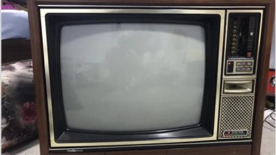 التلفزيون القديم يحتوي على قطع إلكترونية نادرة يمكن بيعها وتحقيق أرباح كبيرة