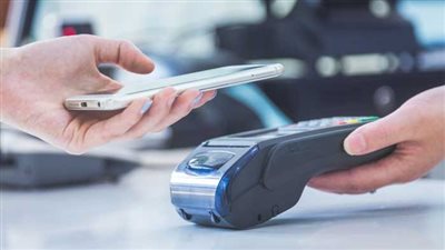 لو بتسحب من المحفظة الإلكترونية كتير.. اعرف البنوك اللي بتوفر الخدمة ورسوم السحب في أورنج وفودافون ووي وإي آند – مفاجآت في أقل تكلفة