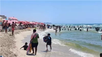 جميع شواطئ الإسكندرية مغلقة اليوم الثلاثاء بسبب سوء حالة البحر