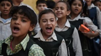  محظورات العام الدراسي الجديد: المدارس تحذر الطلاب من البناطيل المقطعة والهواتف والتنمر