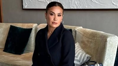 الحزن يخيم على الوسط الفني.. وفاة والدة الفنانة هند صبري متى يقام العزاء وما أول رد فعل للنجمة؟ 