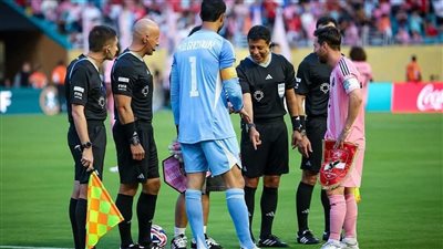 تفاصيل خناقة لاعبي الأهلي مع ميسي في كأس العالم للأندية.. ما لم يُعرض على الكاميرات
