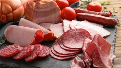 الأطباء يحذرون من خطورة اللحوم المصنعة فهى سبب رئيسى فى حدوث الجلطات القلبية والسكتة الدماغية