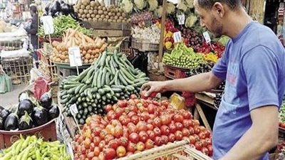 النهاردة الطماطم بـ3 جنية وورق العنب بـ20..أسعار الخضروات والفاكهة اليوم الخميس 31/يوليو/2025 بسوق العبور