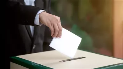 جهات التحقيق تصدر قرارا بإخلاء سبيل رئيس حزب شعب مصر وأخرين بعد التصالح وسداد الأموال