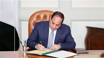 السيسي يجدد الثقة في تعيين حسن عبدالله محافظًا للبنك المركزي المصري للمرة الثالثة 