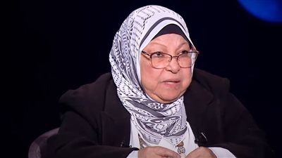 أحمد كريمة يوجه رسالة إلى سعاد صالح بعد أزمة فتوى الحشيش الأخيرة
