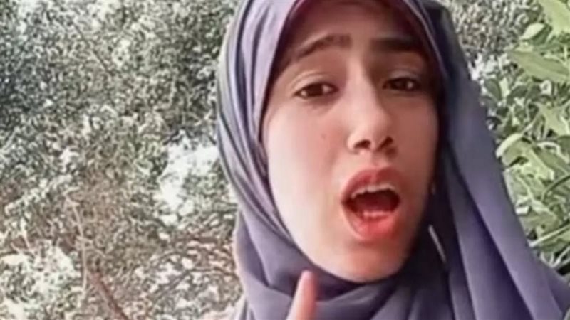 علياء قمرون
