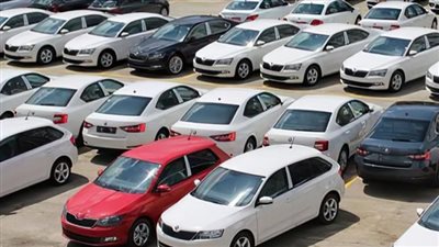 انخفاض أسعار السيارات المستعملة 25% بمصر وخبراء يتوقعون تراجعًا إضافيًا في 2025