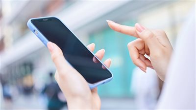 وزارة الاتصالات تنفي شائعة فرض رسوم 10 قروش على تلقي المكالمات وتؤكد: الصور مفبركة