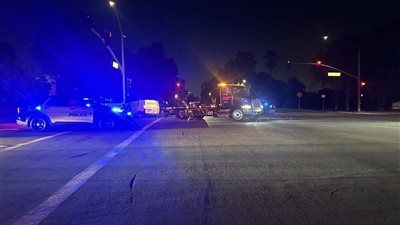 فادي يوسف ينشر صور وفيديوهات حادث سير مروع لأسرة مصرية ويطلب الدعاء بعد نقل الأب والابن للطوارئ