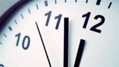 تعديل مواعيد العمل من الخامسة فجرا حتى الثانية عشرة ظهرا يثير جدلا واسعا