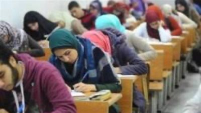 وزارة التعليم تنفي  عدم اعتماد شهادة البكالوريا والأخبار المتداولة على 