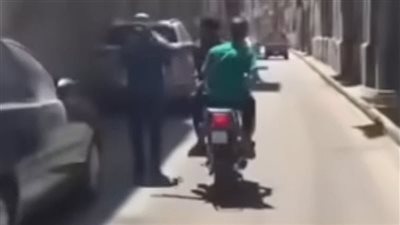 بعد 9 ساعات من مناشدة وزارة الداخلية.. القبض على قائد الدراجة النارية المعتدين على المواطنين بالضرب في روض الفرج