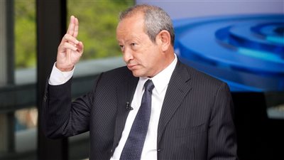 نجيب ساويرس: القطاع العقاري في مصر تحول إلى بديل للبنوك وخفض الفائدة الحل لإنقاذ الاستثمار