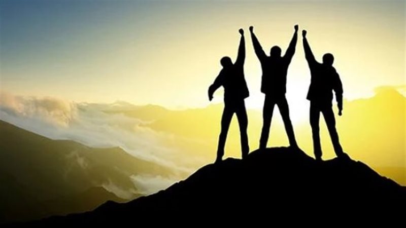 أبراج تقاتل حتى آخر
