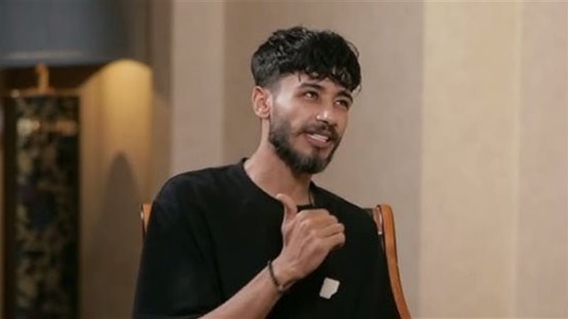 رغم زواجه السابق