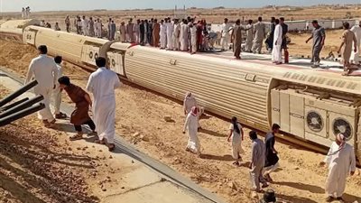 فى تحقيقات حادث انقلاب قطار ركاب بمدينة الضبعة النيابة تقرر إخلاء سبيل  الفنيين الـ6 ملاحظى البلوك