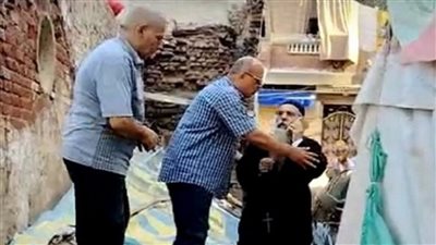 مستشار بالجنايات يحاول هدم كنيسة العذراء الأثرية برشيد والأهالي يتدخلون لوقف الاعتداء فورًا