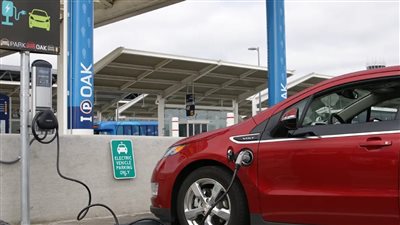 وزير الكهرباء يصدر قرارًا وزاريًا جديدًا رقم 101 لسنة 2025 لتعديل تعريفة شحن السيارات الكهربائية رسميًا