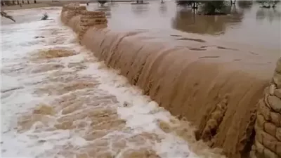 السيول  تضرب حلايب وشلاتين ومناطق في محافظة البحر الأحمر