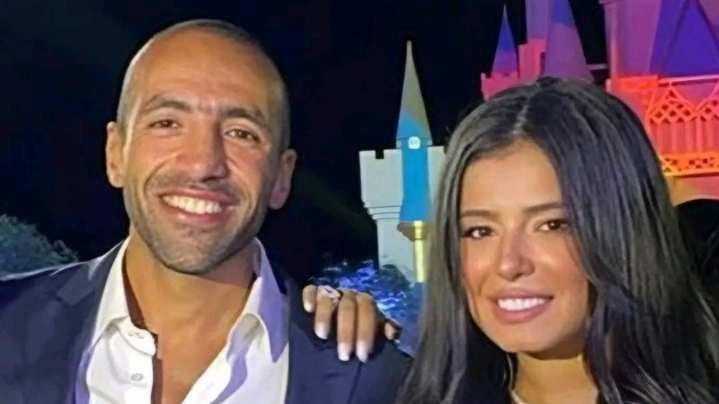مريم عامر منيب وخطيبها