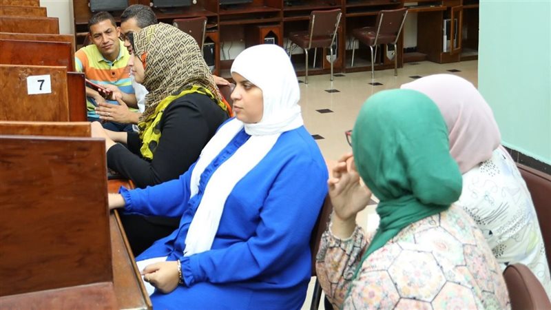 تقليل الاغتراب لطلاب