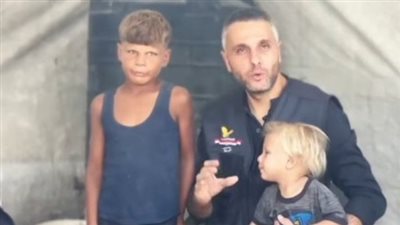 بتوجيهات الرئيس السيسي.. مصر تنقذ الطفل جدوع وشقيقه بعد مشهد هز العالم بشمال غزة