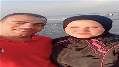 الأهالي رفضوا دفن الاب مع ابنائة واستقرار حالة زوجته المصابة بـ15 طعنة