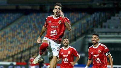 مباراة الأهلي والزمالك: تقارير تكشف تشكيل الأحمر وفيريرا يضم أحمد ربيع بعد غياب 