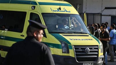  انقلاب ميكروباص على طريق القاهرة 