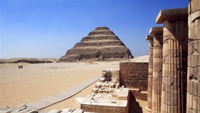  تفاصيل مهمة عن سرقة لوحة من آثار سقارة وبيان الأعلى للآثار