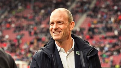 مدرب الأهلي الجديد يرغب في طبيب نفسي من اول قرارات المدرب الدنماركي قبل توليه المهمه