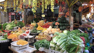 أسعار الخضراوات والفاكهة اليوم الخميس 9 أكتوبر 2025 البطاطس تسجل 3 جنيه والرمان  15 جنيها