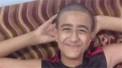 بعد جريمة طفل الإسماعيلية.. طبيب نفسي يحذر الأهالي والأمهات من تأثير الإنترنت 