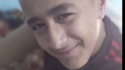 واقعة طفل الإسماعيلية: النيابة تأمر بتحليل مخدرات للمتهم وانهيار أسرة الضحية أثناء تشييع الجنازة 