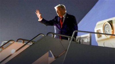 فيديو ترامب بالطائرة  الساخر يثير زوبعة سياسية جديدة وتعمق أزمة الثقة بين الشعب الأميركي ورئيسه